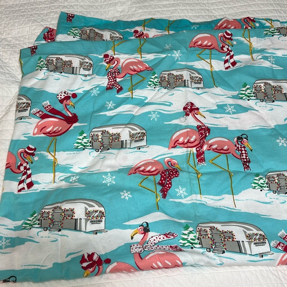 Nick & Nora Christmas Flamingo Flannel Sheet twin flat Airstream 64w x 96" new